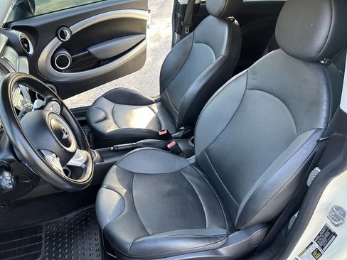 Used 2010 MINI Cooper S image 4