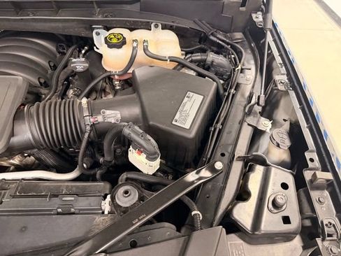 Used 2021 GMC Yukon AT4 w/ Rear Media and Nav Package AWD/4WD image 54