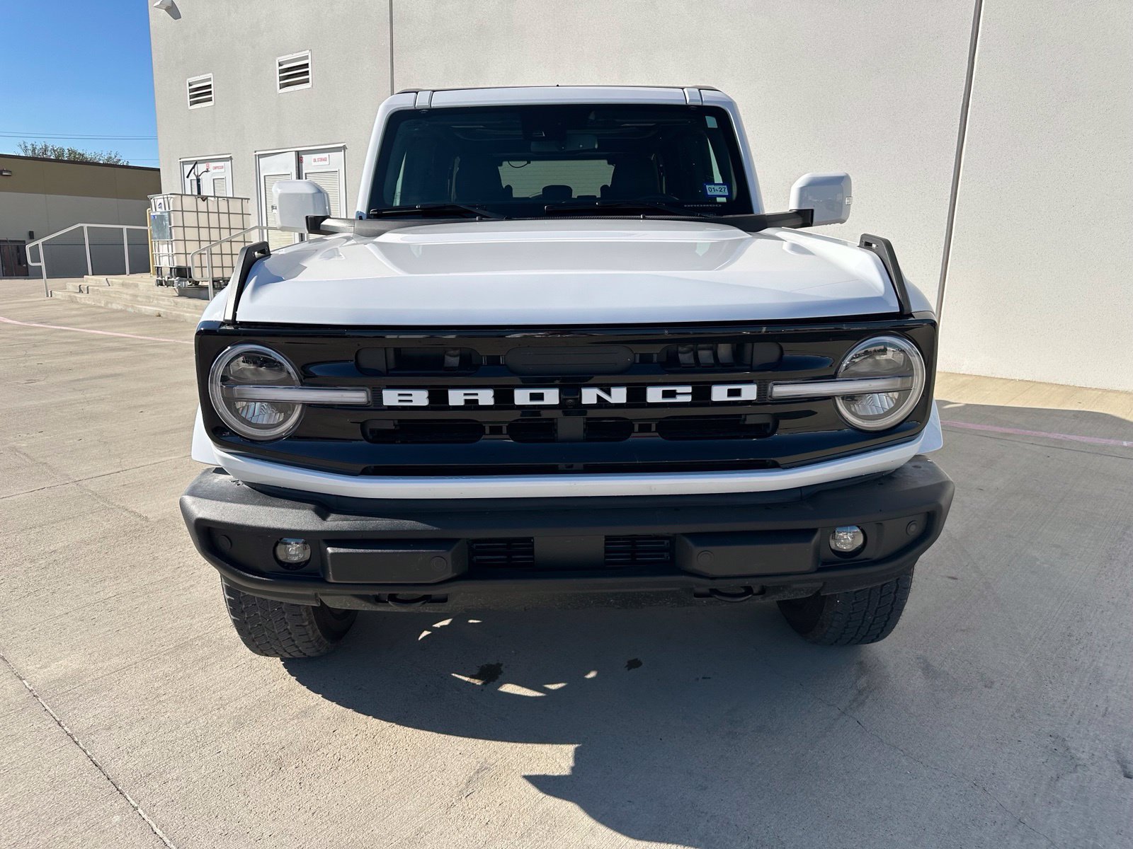 Used 2024 Ford Bronco Outer Banks AWD/4WD image 2