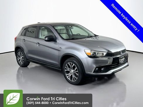 Used 2017 Mitsubishi Outlander Sport ES FWD image 1