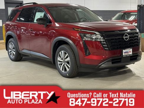 New 2026 Nissan Pathfinder SL image 1
