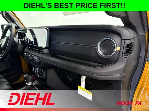 New 2026 Jeep Gladiator Sport AWD/4WD image 16