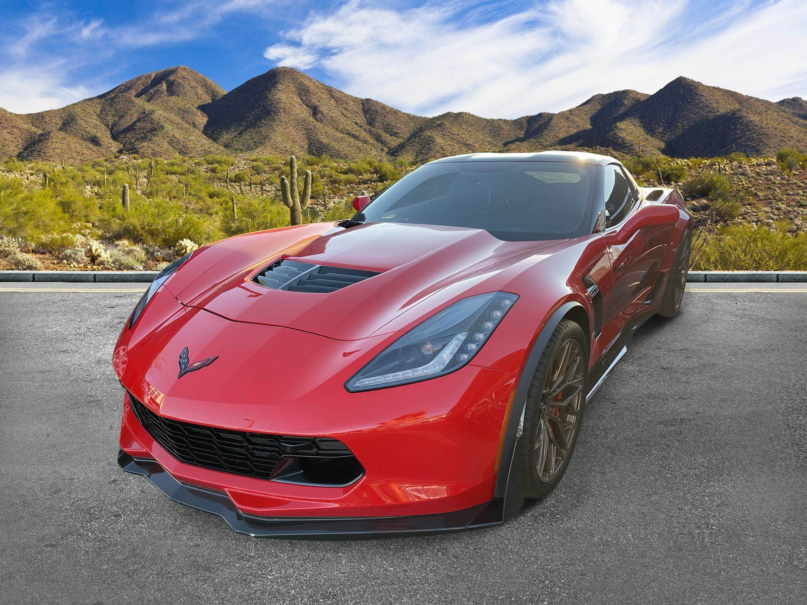 Used 2017 Chevrolet Corvette Z06 w/ Z07 Performance Package RWD image 2
