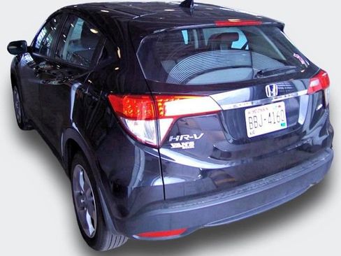 Used 2021 Honda HR-V LX image 4