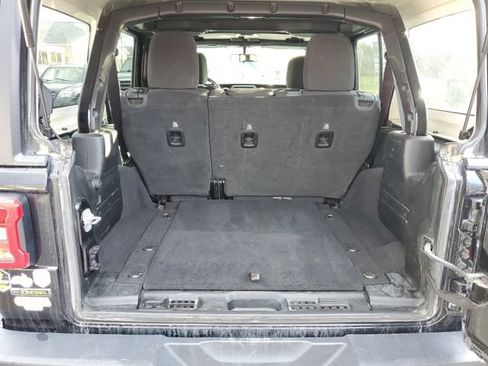 Used 2021 Jeep Wrangler Unlimited Sport AWD/4WD image 9