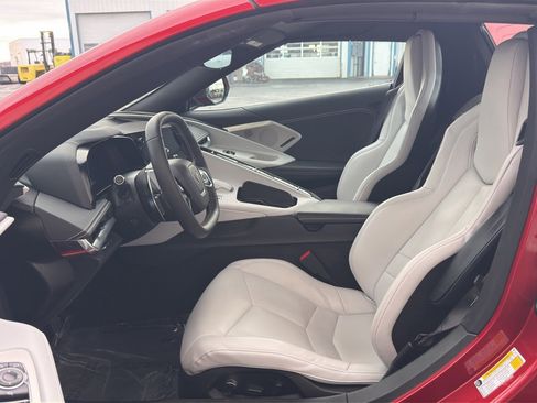 Used 2022 Chevrolet Corvette Stingray Preferred Conv w/ Chrome Exterior Badge Package image 11