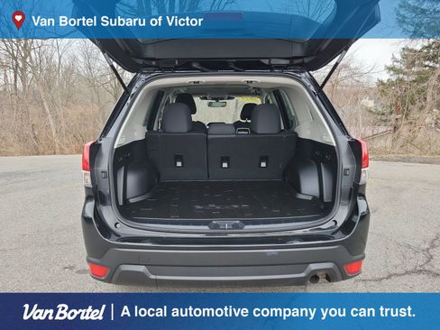 Certified 2023 Subaru Forester Premium image 25