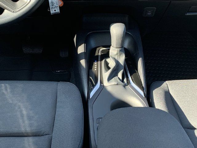 Used 2026 Toyota Corolla LE FWD image 27