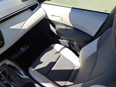 Certified 2024 Toyota Corolla LE image 11