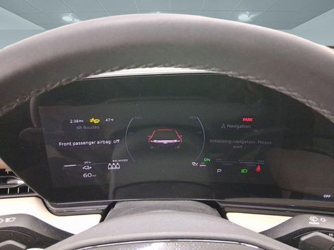 Used 2025 Audi A6 e-tron Premium Plus w/ Premium Plus image 18