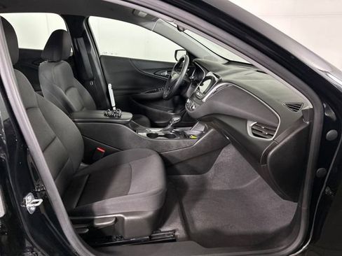 Used 2023 Chevrolet Malibu LT image 27