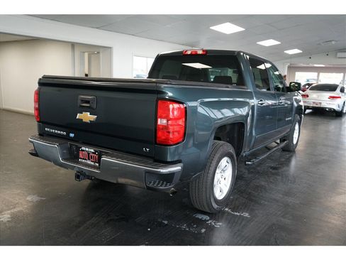 Used 2018 Chevrolet Silverado 1500 LT w/ LT Eassist Package image 7