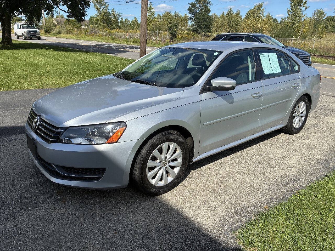 Used 2013 Volkswagen Passat 2.5 S FWD image 2