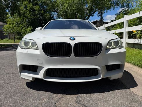 Used 2013 BMW M5 RWD image 26