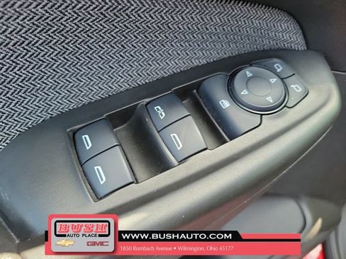 Used 2025 Chevrolet TrailBlazer LT FWD image 19