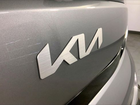 Used 2025 Kia Soul LX image 29