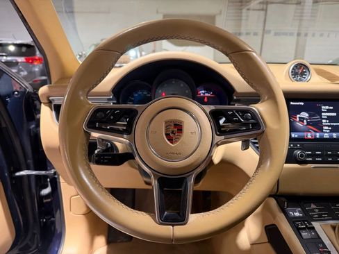 Used 2017 Porsche Macan S AWD/4WD image 13