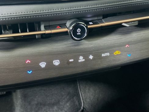 Used 2023 Nissan Ariya FWD image 24