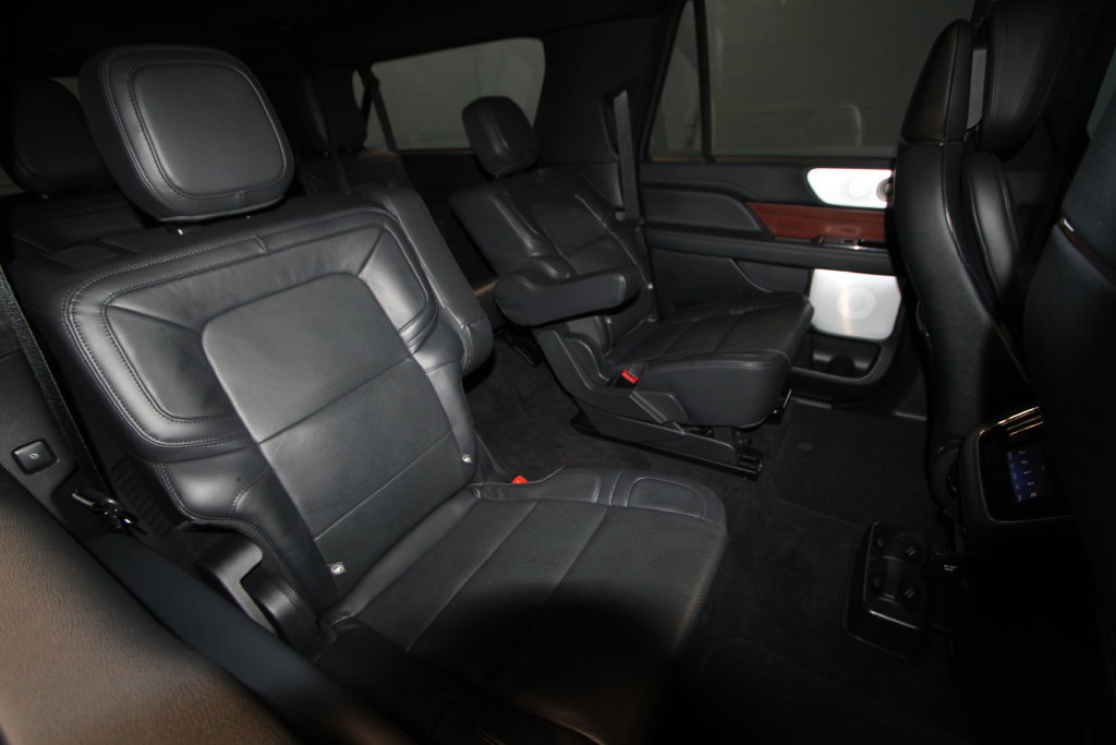 Used 2024 Lincoln Navigator L Reserve AWD/4WD image 26
