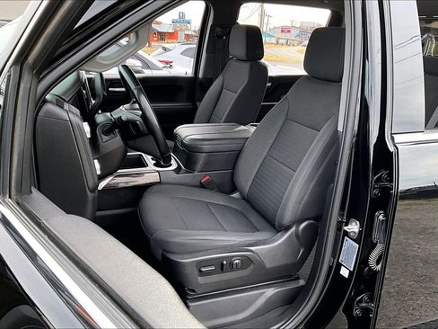 Used 2023 GMC Sierra 3500 SLE w/ SLE Convenience Package image 25