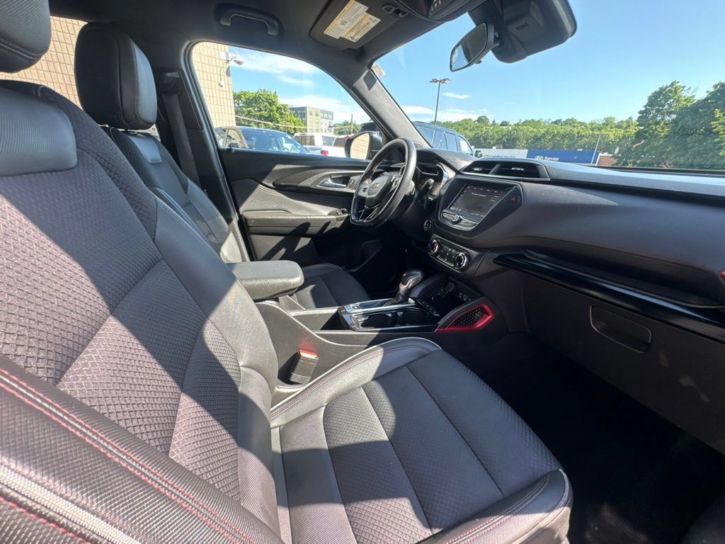 Used 2022 Chevrolet TrailBlazer RS AWD/4WD image 51