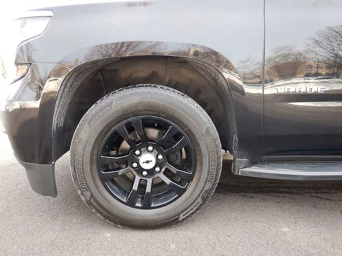 Used 2020 Chevrolet Tahoe LT image 32
