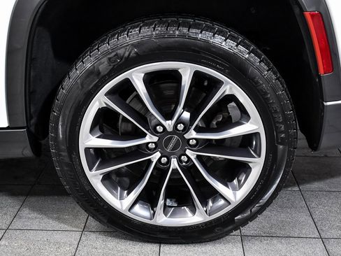 Used 2022 Jeep Wagoneer Series III w/ Premium Group I image 8