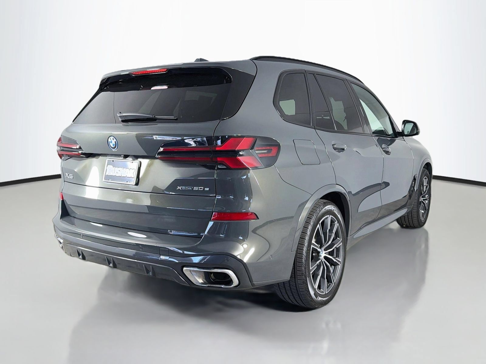 Certified 2024 BMW X5 xDrive50e w/ M Sport Package AWD/4WD image 7