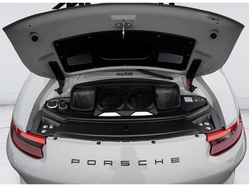 Used 2018 Porsche 911 GT3 image 18