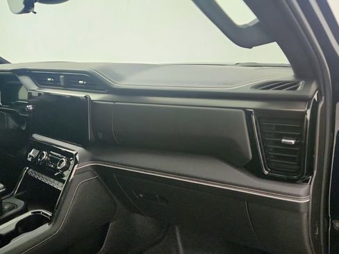 Used 2024 GMC Sierra 1500 AT4X w/ AT4X AEV Edition image 34