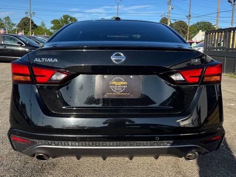 Used 2020 Nissan Altima 2.5 SR FWD image 4