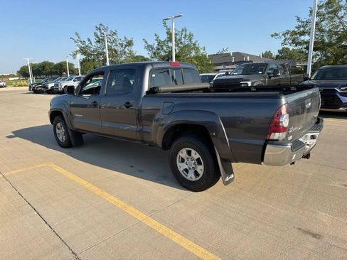 Used 2014 Toyota Tacoma 4x4 Double Cab w/ SR5 Package image 4