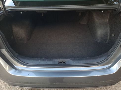 Used 2024 Nissan Altima 2.5 SV image 24