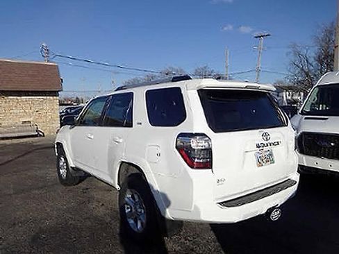 Used 2024 Toyota 4Runner SR5 AWD/4WD image 8