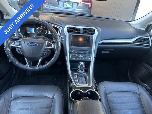 Used 2016 Ford Fusion Energi SE image 5