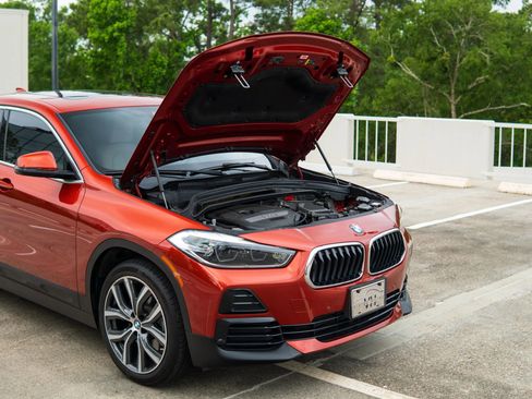 Used 2022 BMW X2 sDrive28i w/ Convenience Package FWD image 25