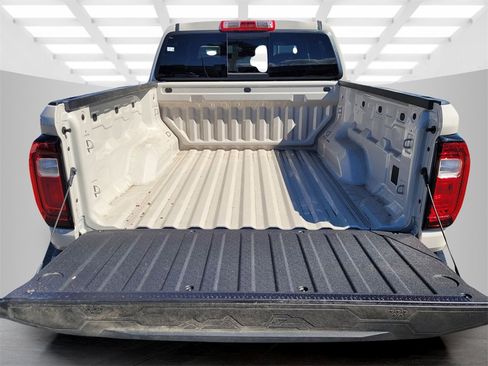 New 2026 GMC Canyon Elevation image 7