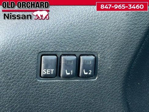 Used 2020 Nissan Rogue SV w/ Premium Package image 18