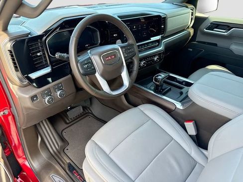 Used 2026 GMC Sierra 1500 SLT w/ SLT Convenience Package AWD/4WD image 9
