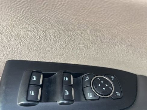 Used 2020 Lincoln Nautilus Reserve image 12