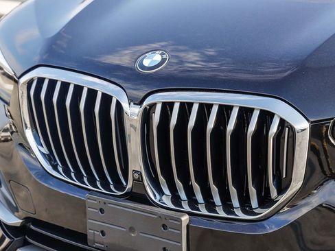 Used 2021 BMW X5 xDrive40i w/ Premium Package image 6