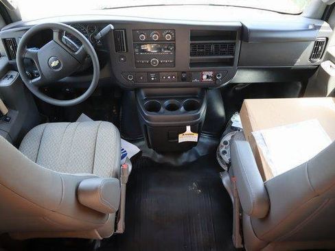 New 2025 Chevrolet Express 4500 w/ Power Convenience Package image 7