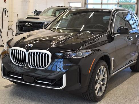 New 2026 BMW X5 xDrive40i w/ Premium Package AWD/4WD image 9