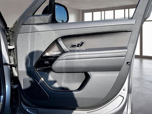 Certified 2023 Land Rover Range Rover Sport SE Dynamic image 19