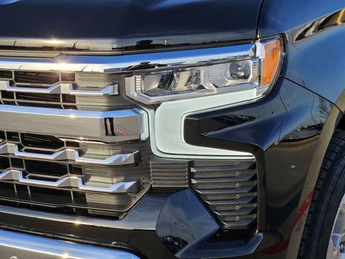 New 2026 Chevrolet Silverado 1500 LTZ w/ LTZ Premium Package image 11