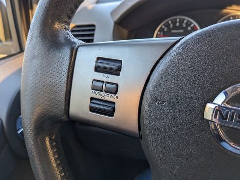 Used 2005 Nissan Xterra SE image 32