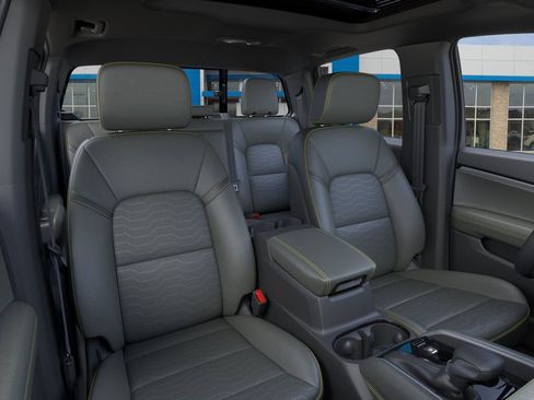 New 2026 Chevrolet Colorado ZR2 image 16
