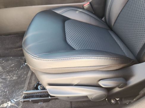 New 2026 Jeep Compass Latitude image 19