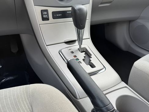 Used 2012 Toyota Corolla LE image 14