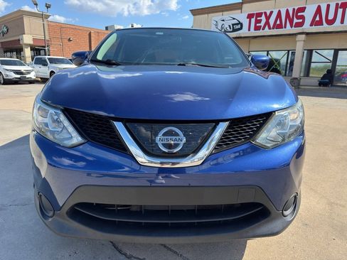Used 2019 Nissan Rogue Sport S image 4